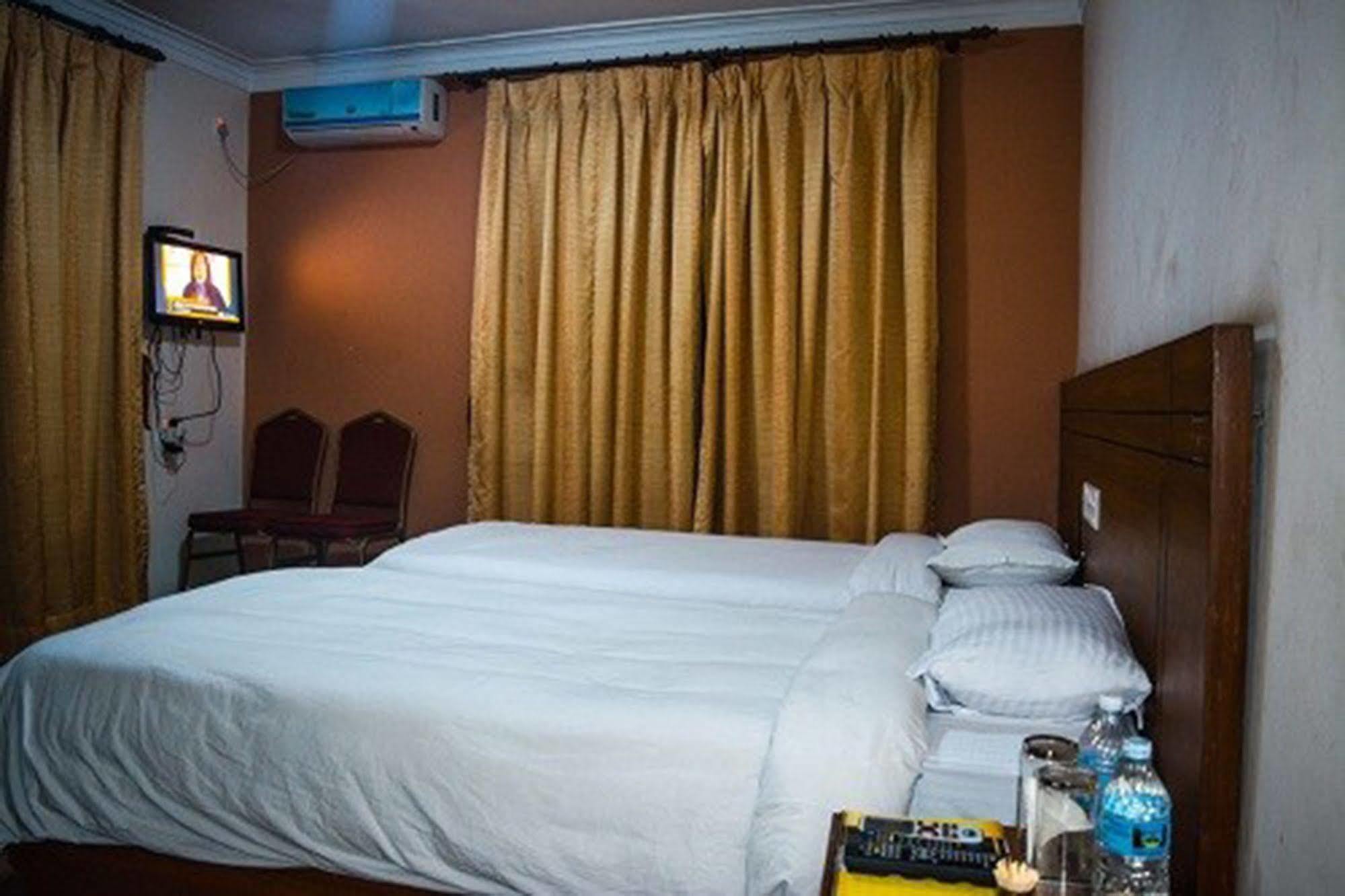 Aryal International Hotel 加德满都 外观 照片