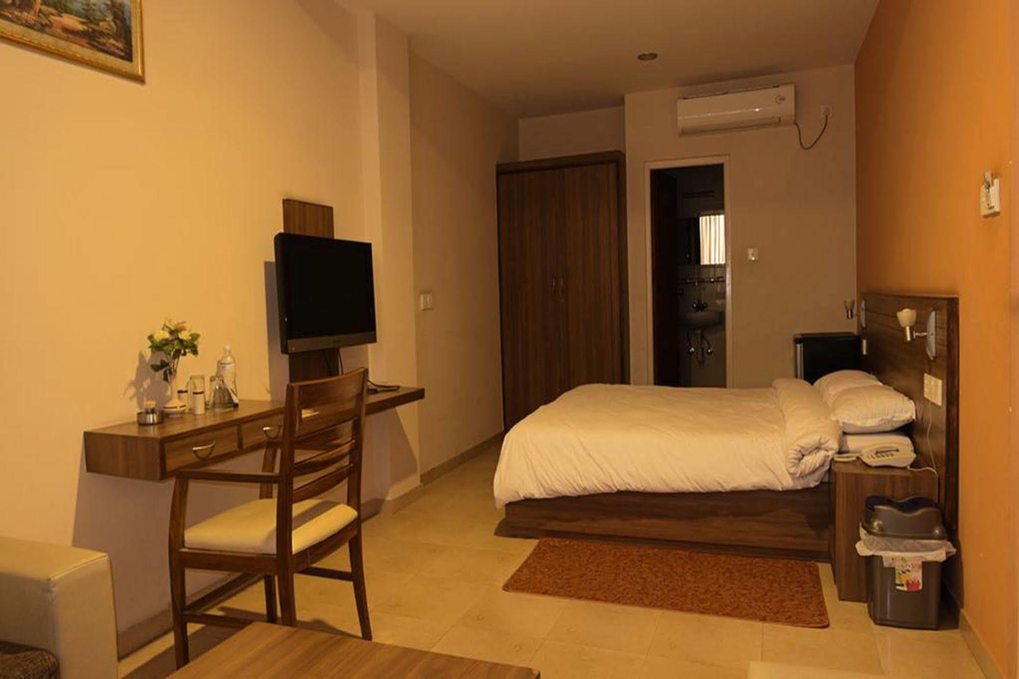 Aryal International Hotel 加德满都 外观 照片
